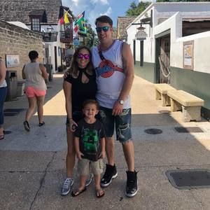 Meet your Posher, Deanna